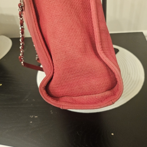 Chanel Deauville Tote Red Canvas 31 Rue Cambon - Picture 8 of 16